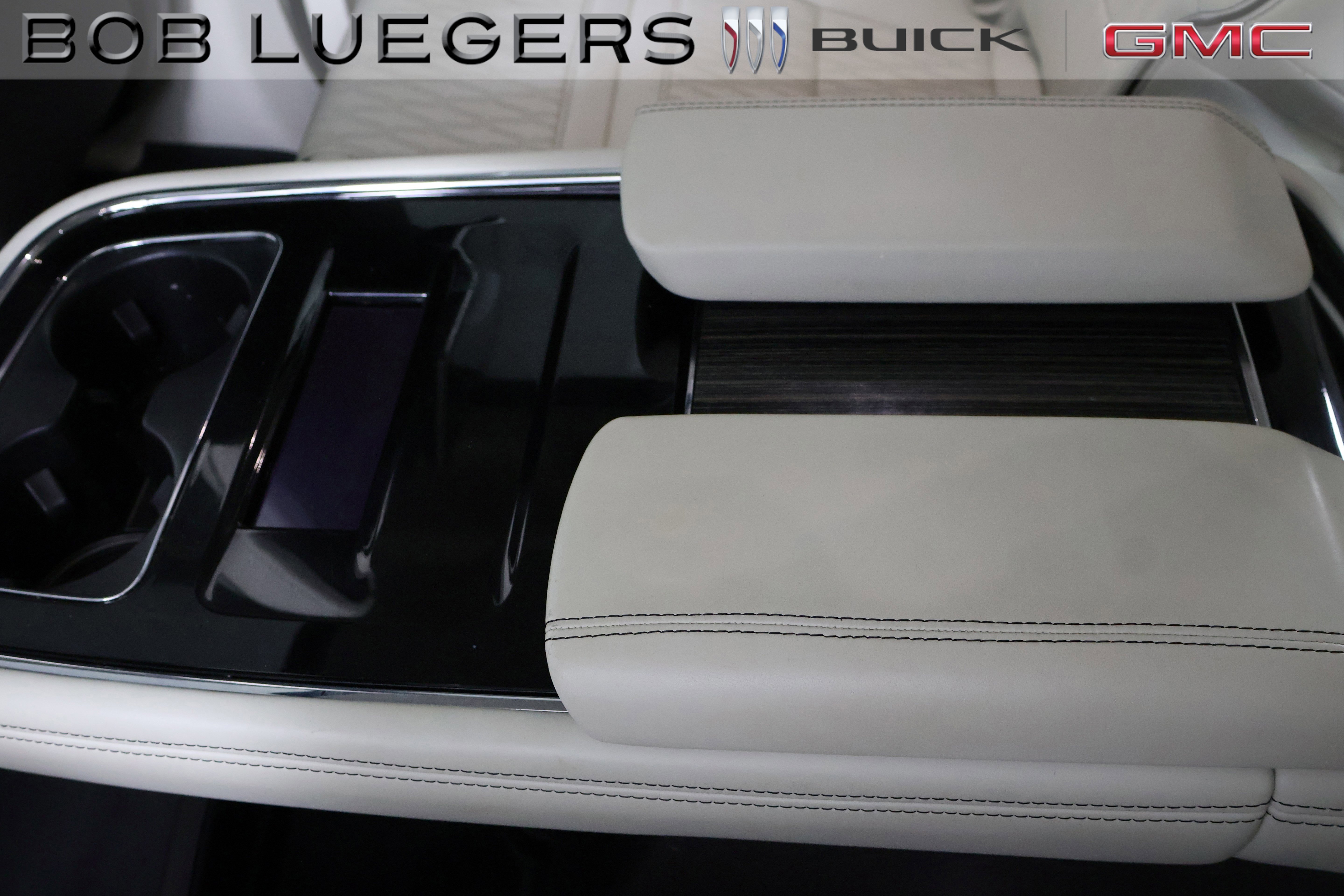 Used 2023 Lincoln Navigator L Black Label AWD/4WD image 21