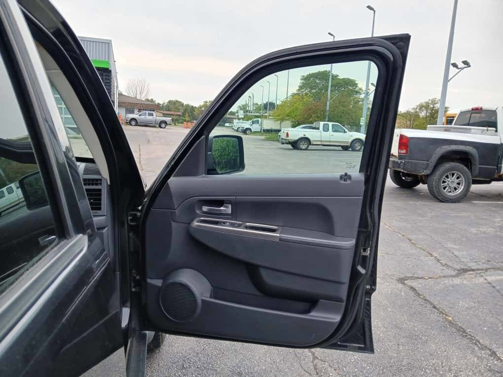 Used 2011 Jeep Liberty Renegade image 12