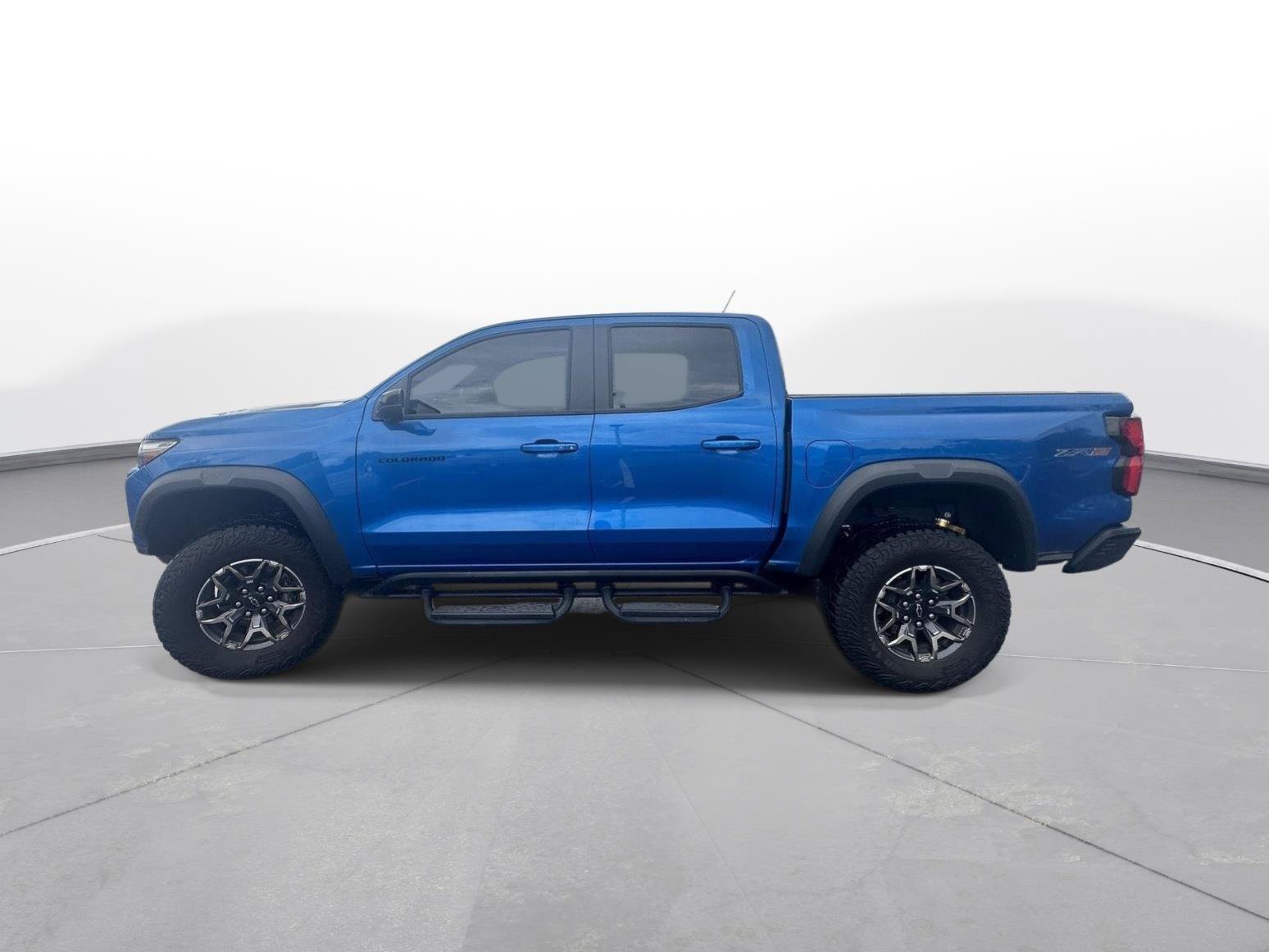 Used 2024 Chevrolet Colorado ZR2 w/ ZR2 Convenience Package III AWD/4WD image 53