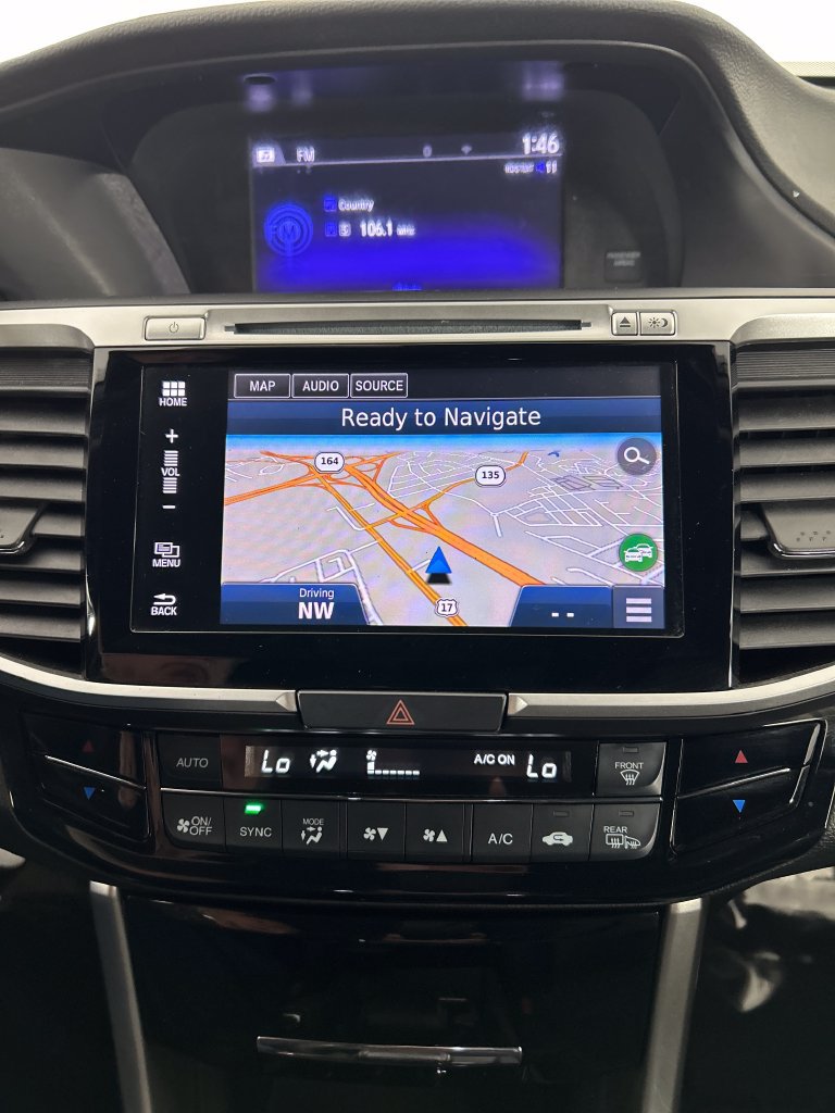 Used 2017 Honda Accord Touring image 13