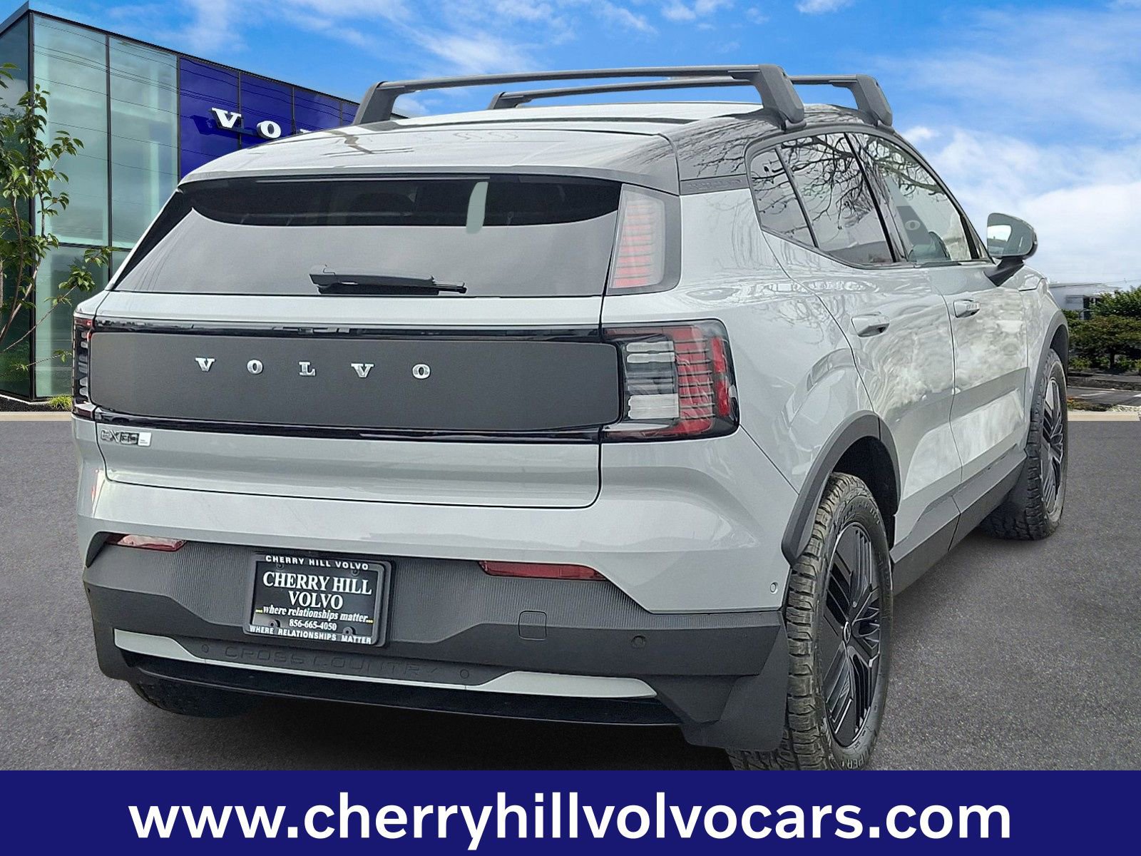 New 2026 Volvo EX30 Cross Country Ultra w/ Protection Package Premier image 5