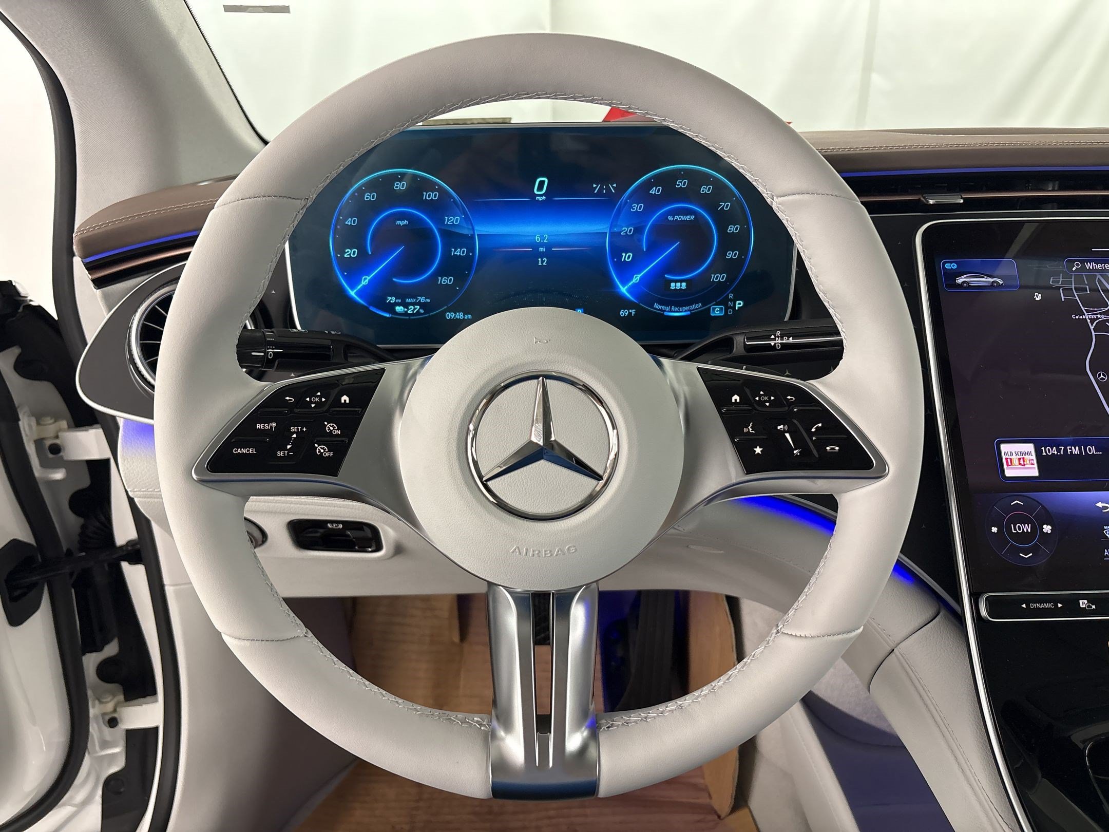 New 2026 Mercedes-Benz EQE 320 4MATIC Sedan image 17