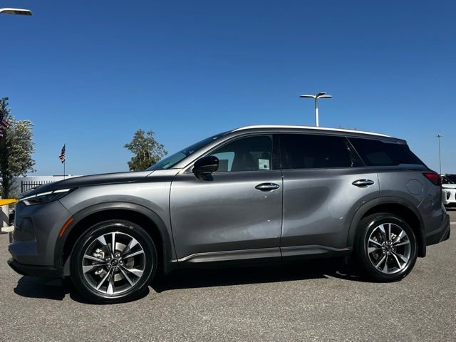 Certified 2023 INFINITI QX60 Luxe w/ Cargo Package AWD/4WD image 2