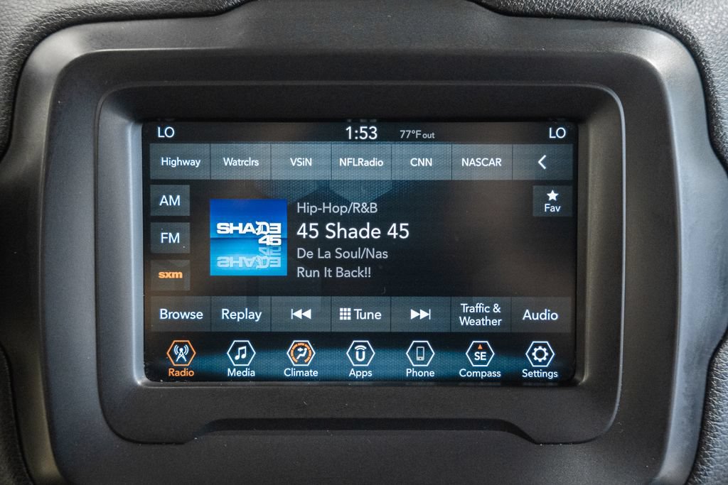 Certified 2018 Jeep Renegade Latitude AWD/4WD image 19
