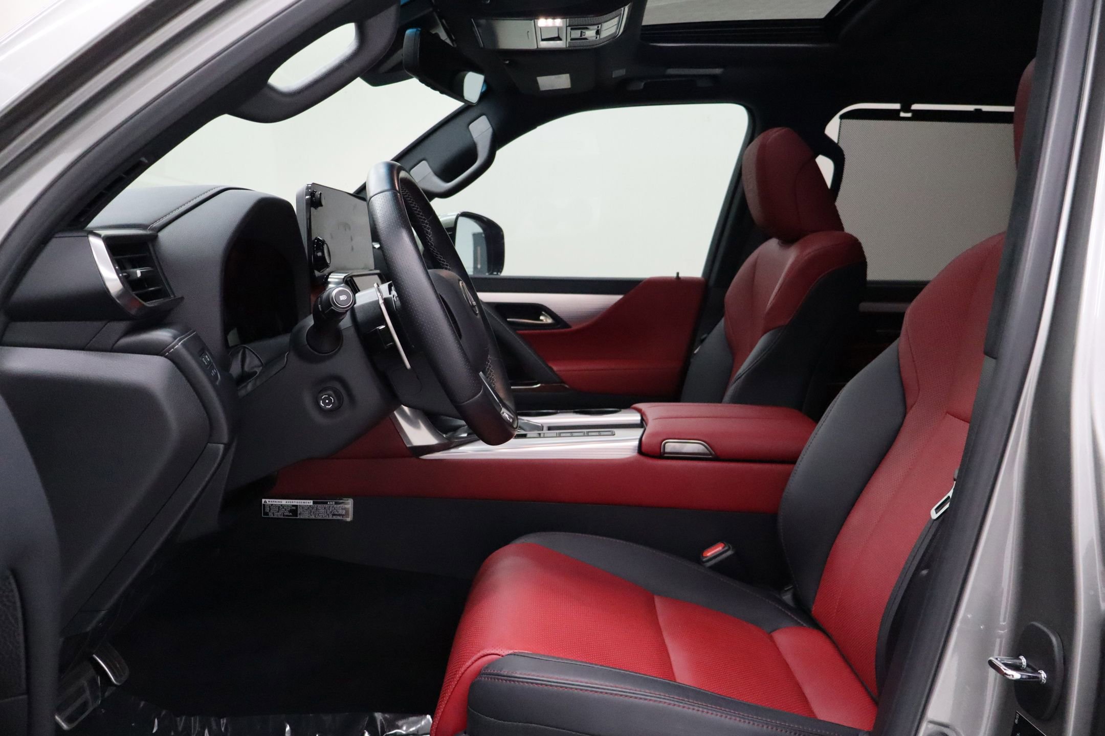 Used 2023 Lexus LX 600 F Sport image 15