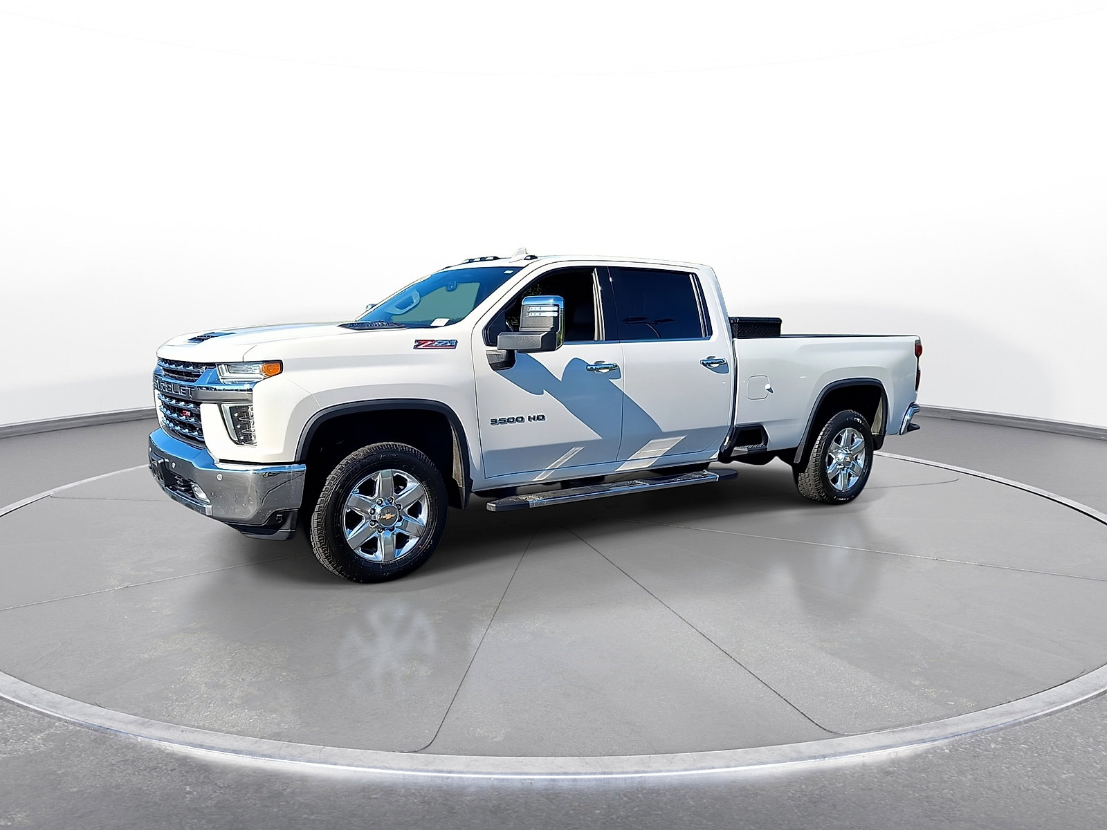 Used 2021 Chevrolet Silverado 3500 LTZ w/ LTZ Plus Package AWD/4WD image 4