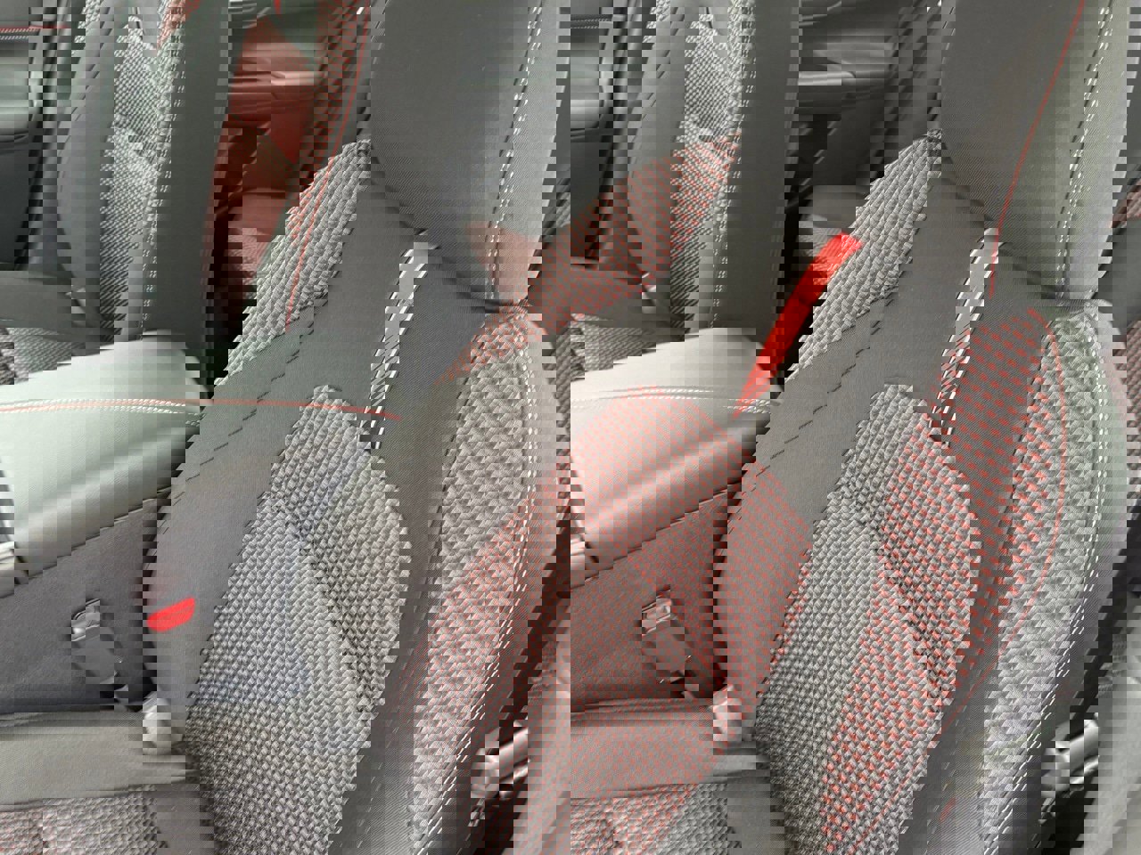 New 2026 Nissan Sentra SR w/ Floor Mat Package image 21