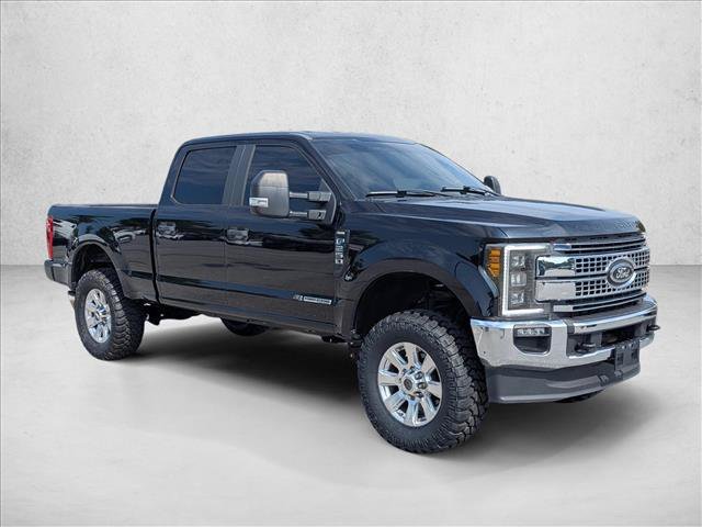 Used 2018 Ford F250 XL w/ STX Appearance Package AWD/4WD image 3