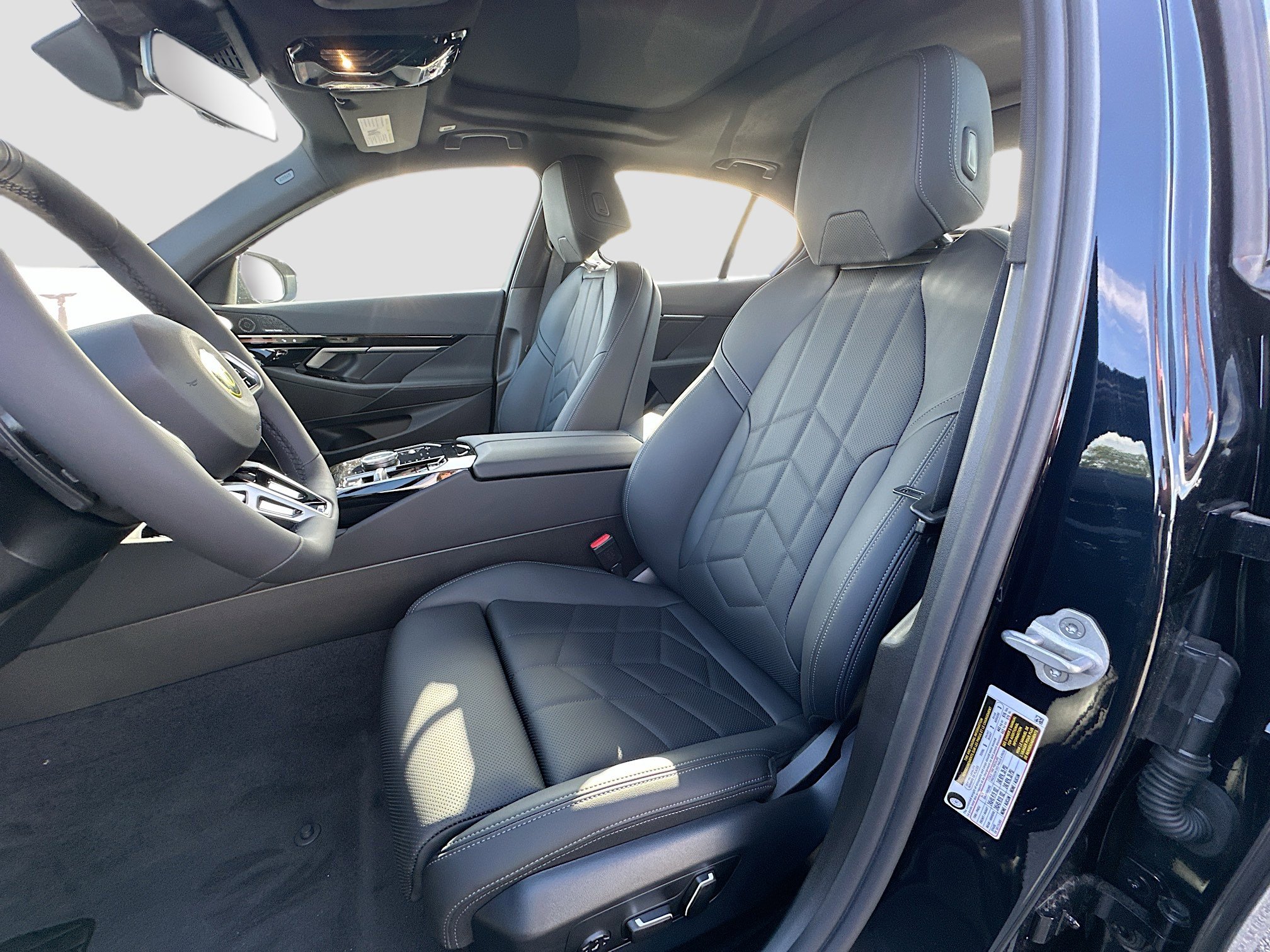 New 2026 BMW 530i w/ M Sport Package RWD image 15