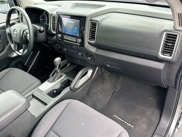 Used 2024 Nissan Frontier SV image 26