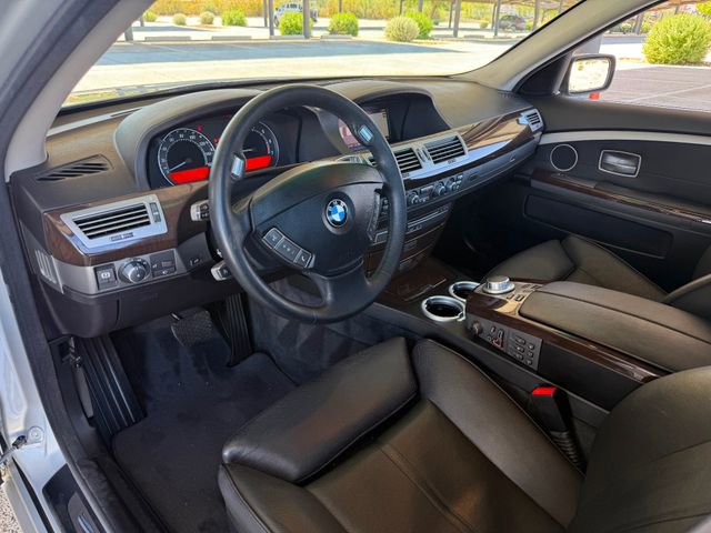 Used 2008 BMW 750i image 21