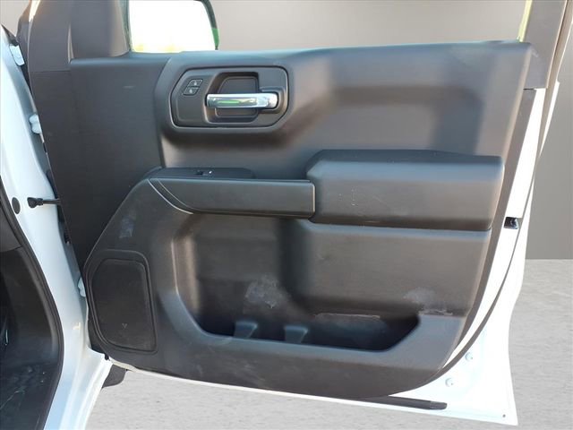 Used 2022 Chevrolet Silverado 1500 Custom w/ Safety Confidence Package image 10