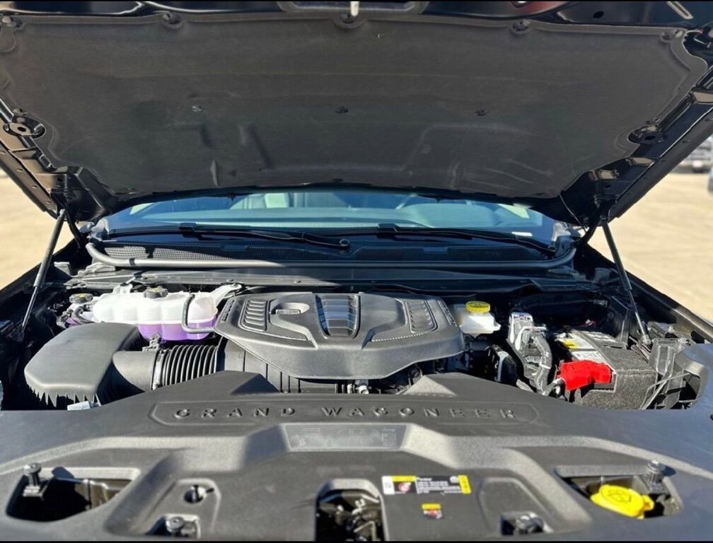 New 2026 Jeep Grand Wagoneer Limited image 8