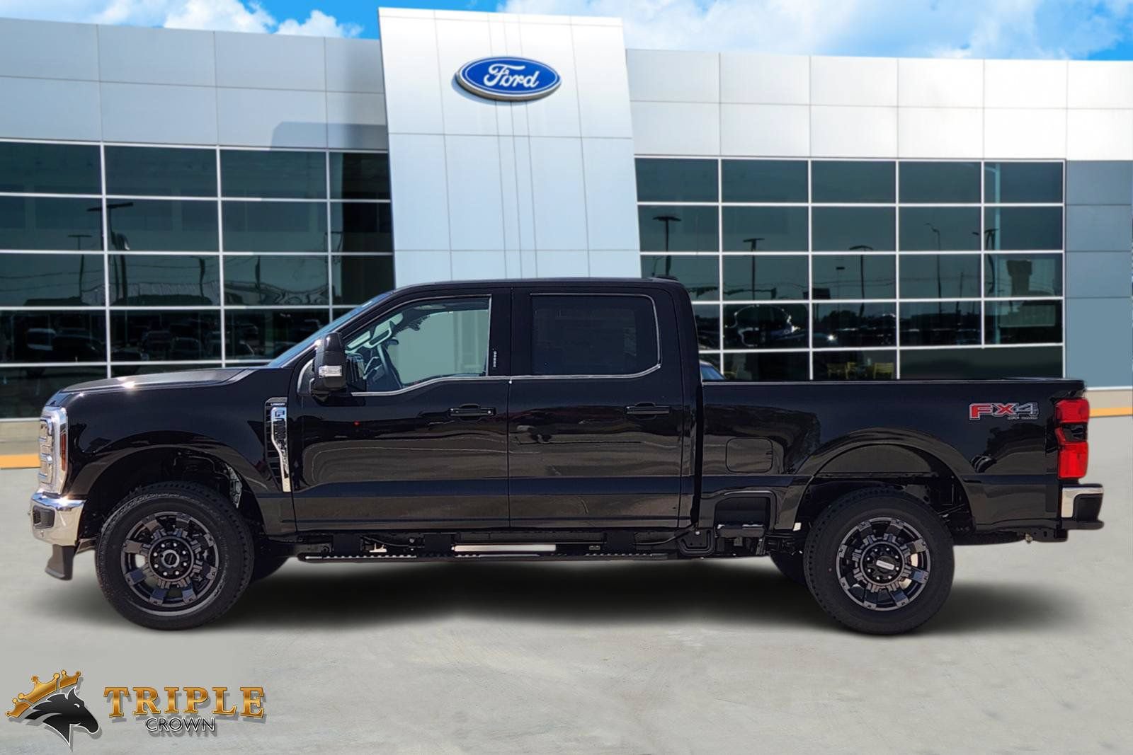 New 2027 Ford F250 Lariat w/ Lariat Premium Package AWD/4WD image 3