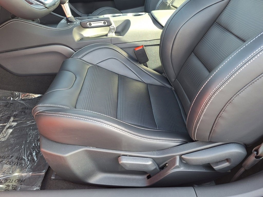 New 2026 Ford Mustang GT Premium w/ GT Performance Package image 5