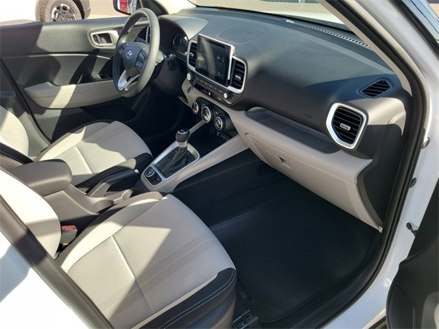 New 2026 Hyundai Venue SEL image 18