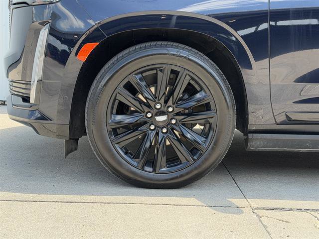 Used 2024 Cadillac Escalade Sport Platinum AWD/4WD image 9