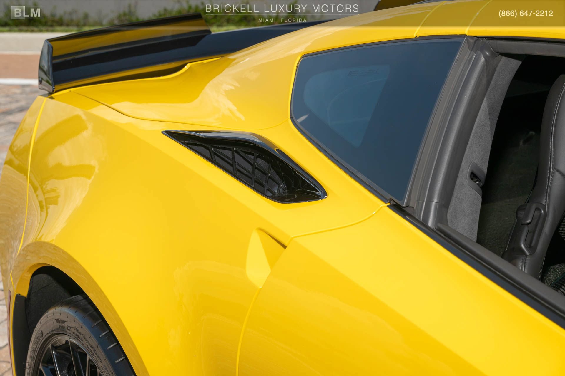 Used 2015 Chevrolet Corvette Z06 w/ 3LZ Preferred Equipment Group RWD image 61