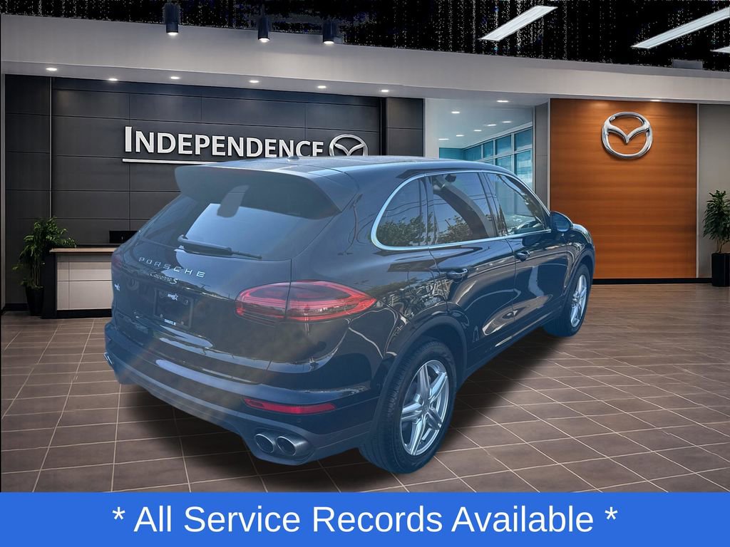 Used 2017 Porsche Cayenne S AWD/4WD image 3