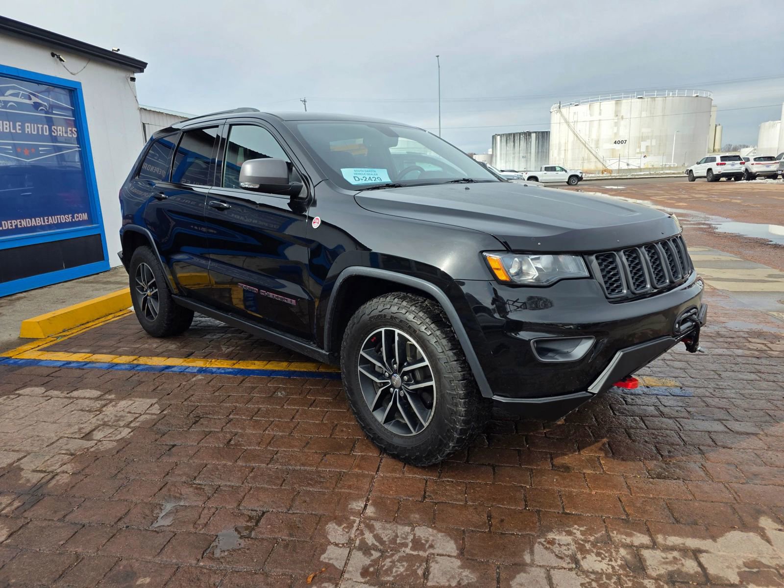 Used 2018 Jeep Grand Cherokee Trailhawk AWD/4WD image 3