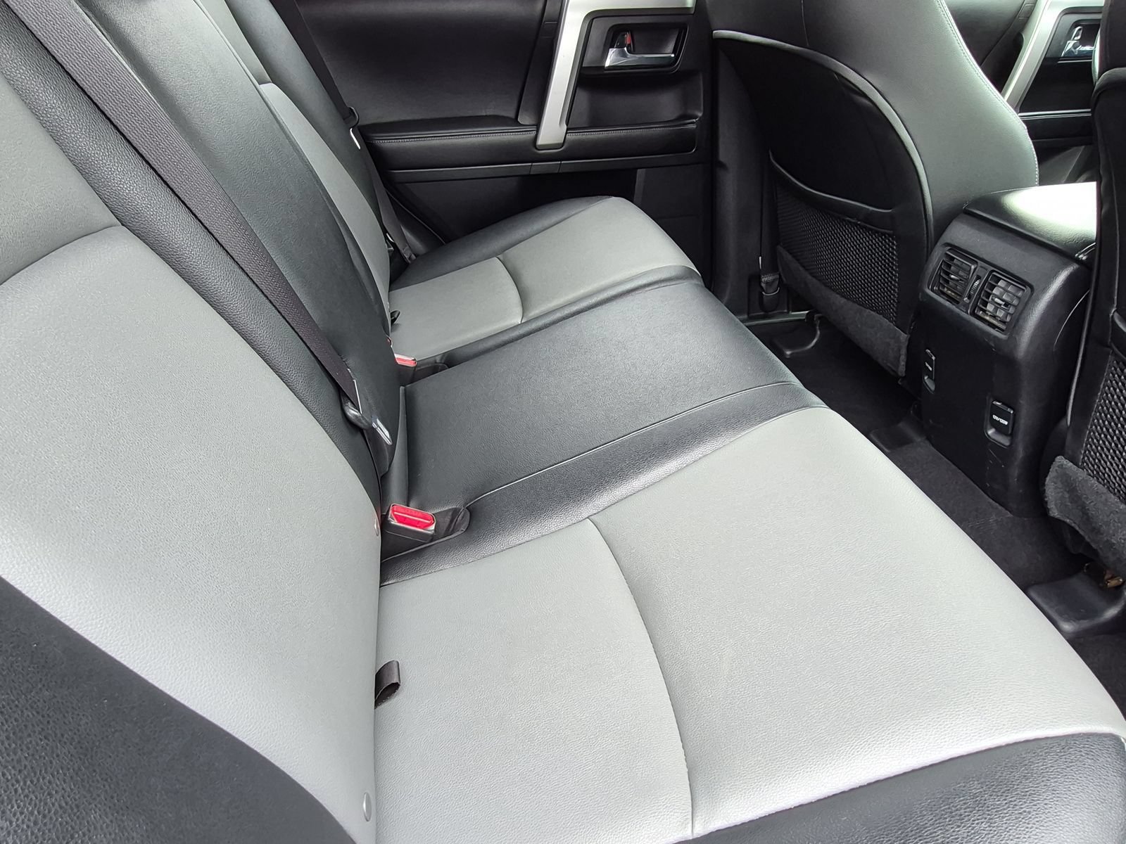 Used 2016 Toyota 4Runner SR5 Premium AWD/4WD image 21