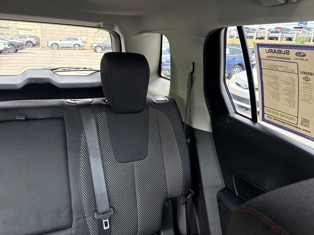 Used 2017 GMC Terrain SLE w/ Driver Alert Package I AWD/4WD image 32