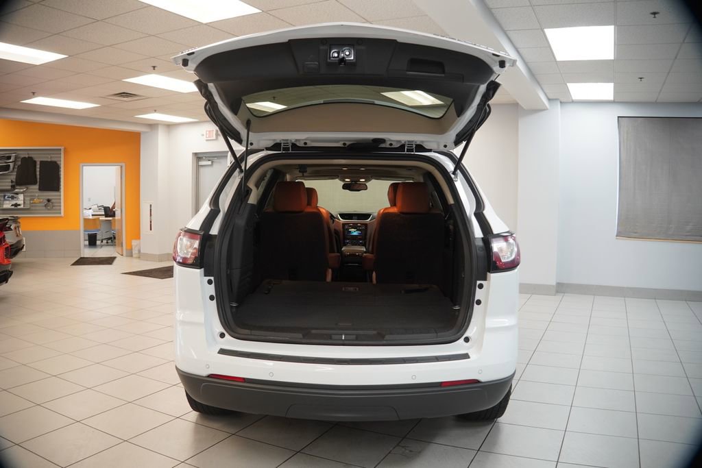 Used 2016 Chevrolet Traverse LT AWD/4WD image 9