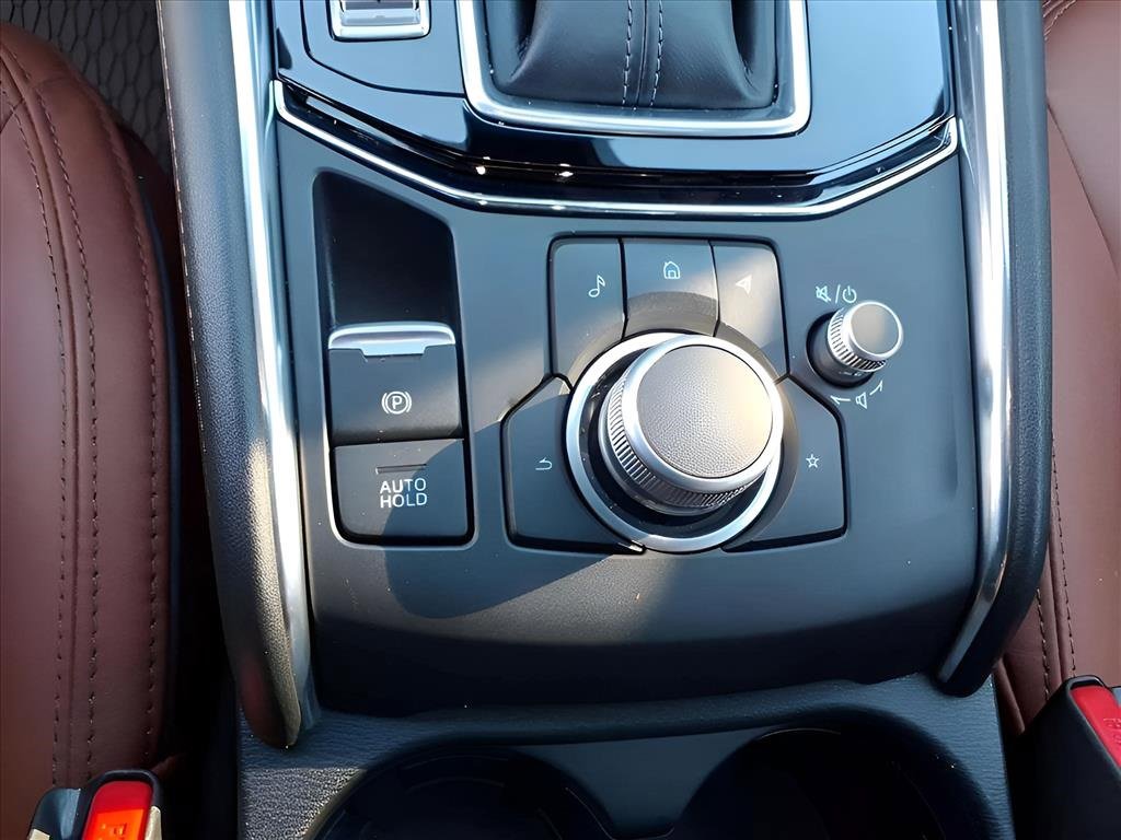 Used 2025 MAZDA CX-5 Carbon Edition image 17