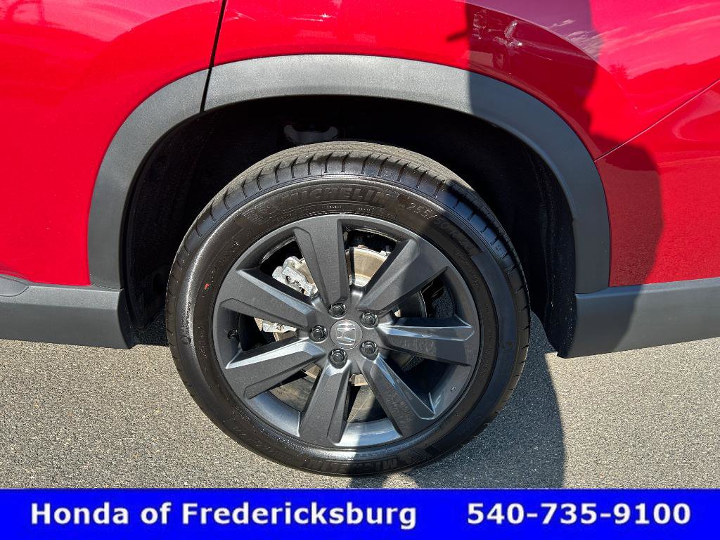 Used 2025 Honda Pilot Sport image 34