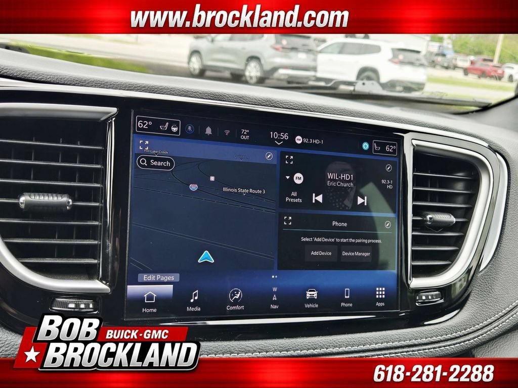 Used 2025 Chrysler Pacifica Limited FWD image 28