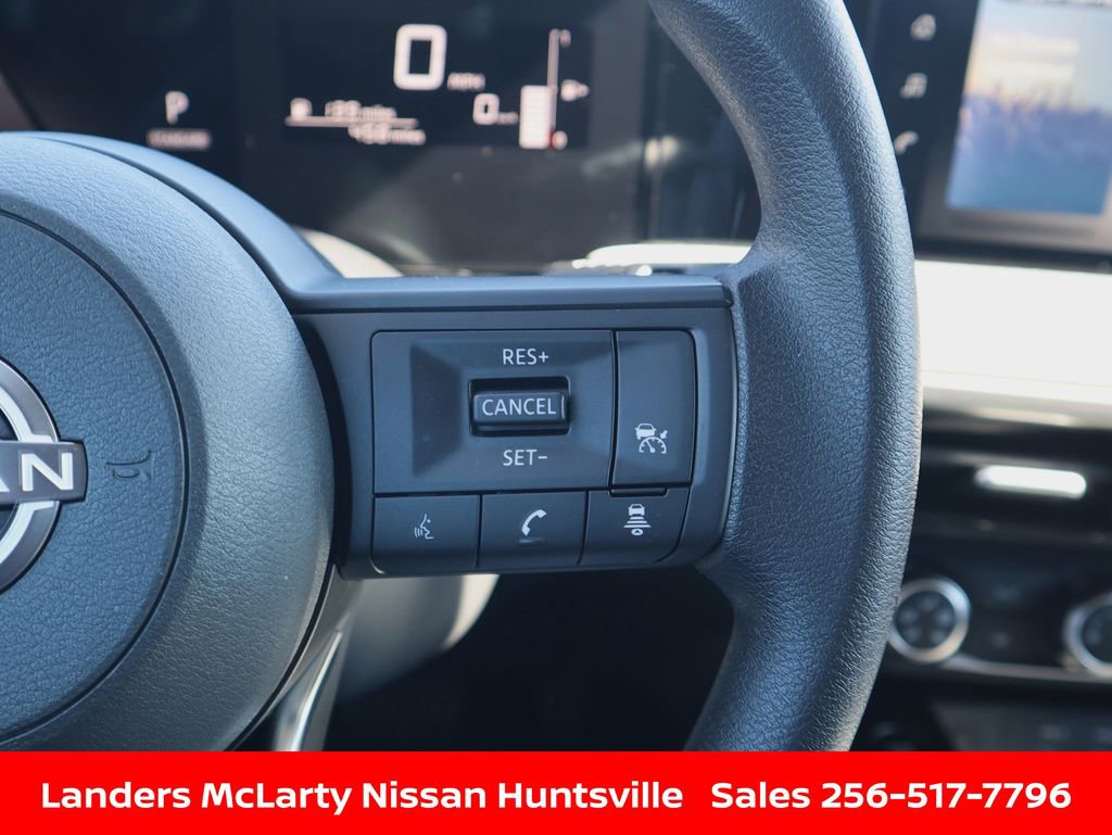 Used 2025 Nissan Kicks SV image 22