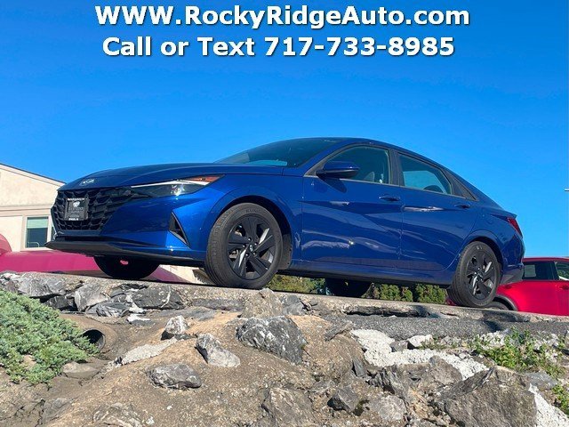 Used 2023 Hyundai Elantra SEL w/ Cargo Package