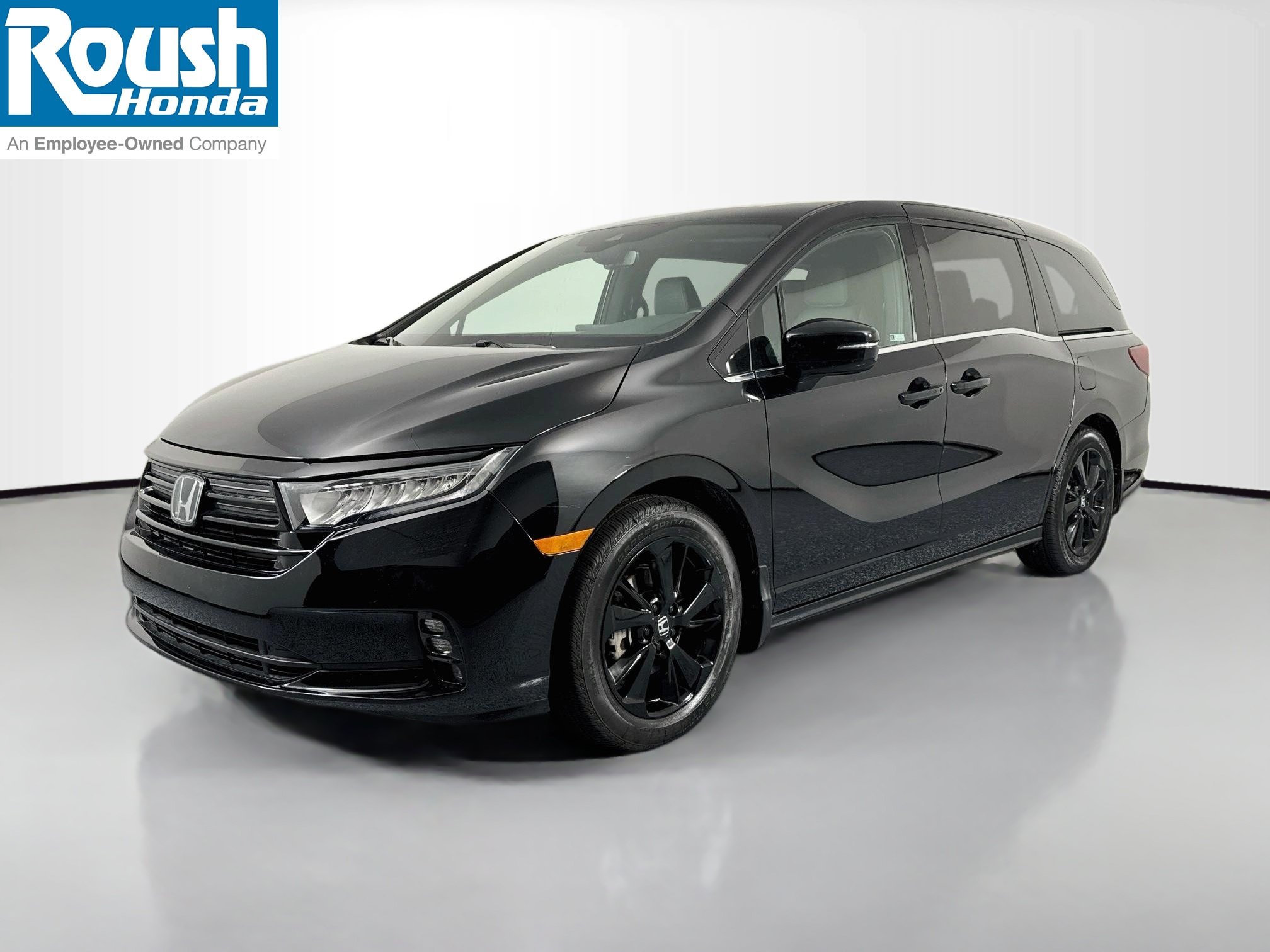 Certified 2024 Honda Odyssey Sport image 1