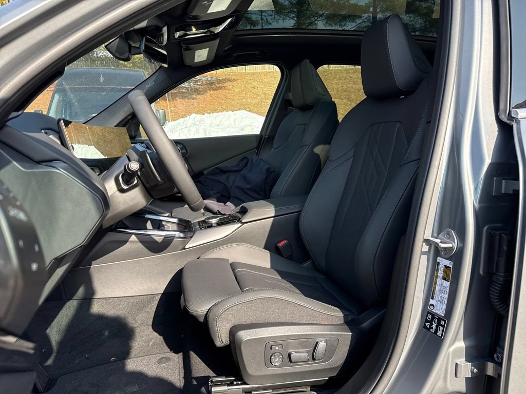Used 2026 BMW X3 xDrive30i w/ Convenience Package AWD/4WD image 11