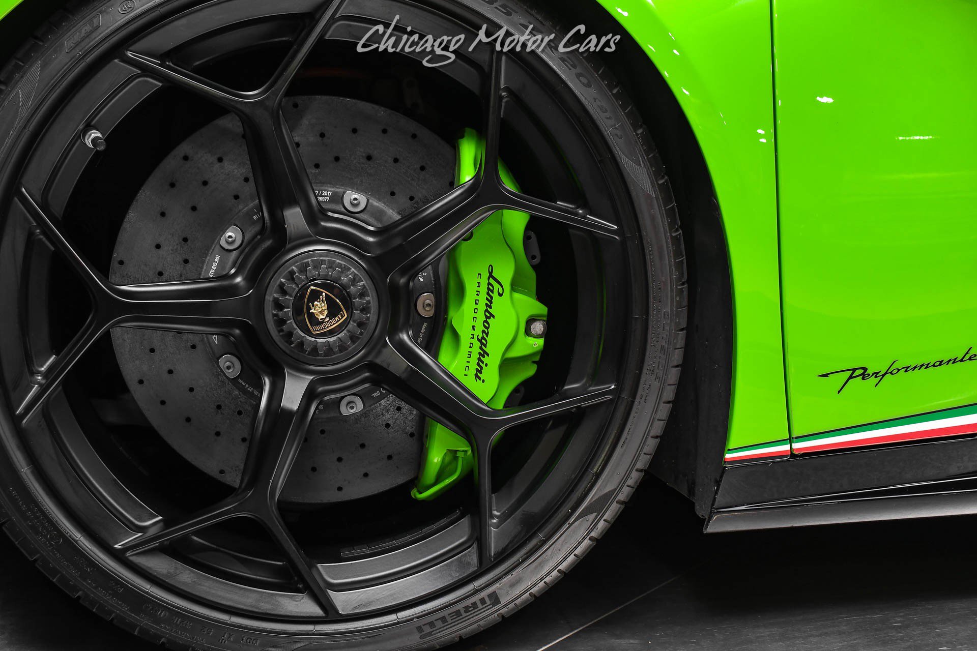 Used 2018 Lamborghini Huracan Performante AWD/4WD image 46