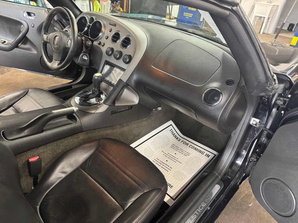 Used 2007 Pontiac Solstice GXP w/ Premium Package RWD image 21
