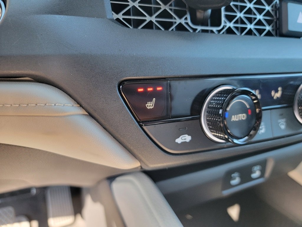 Certified 2024 Honda Accord EX image 30