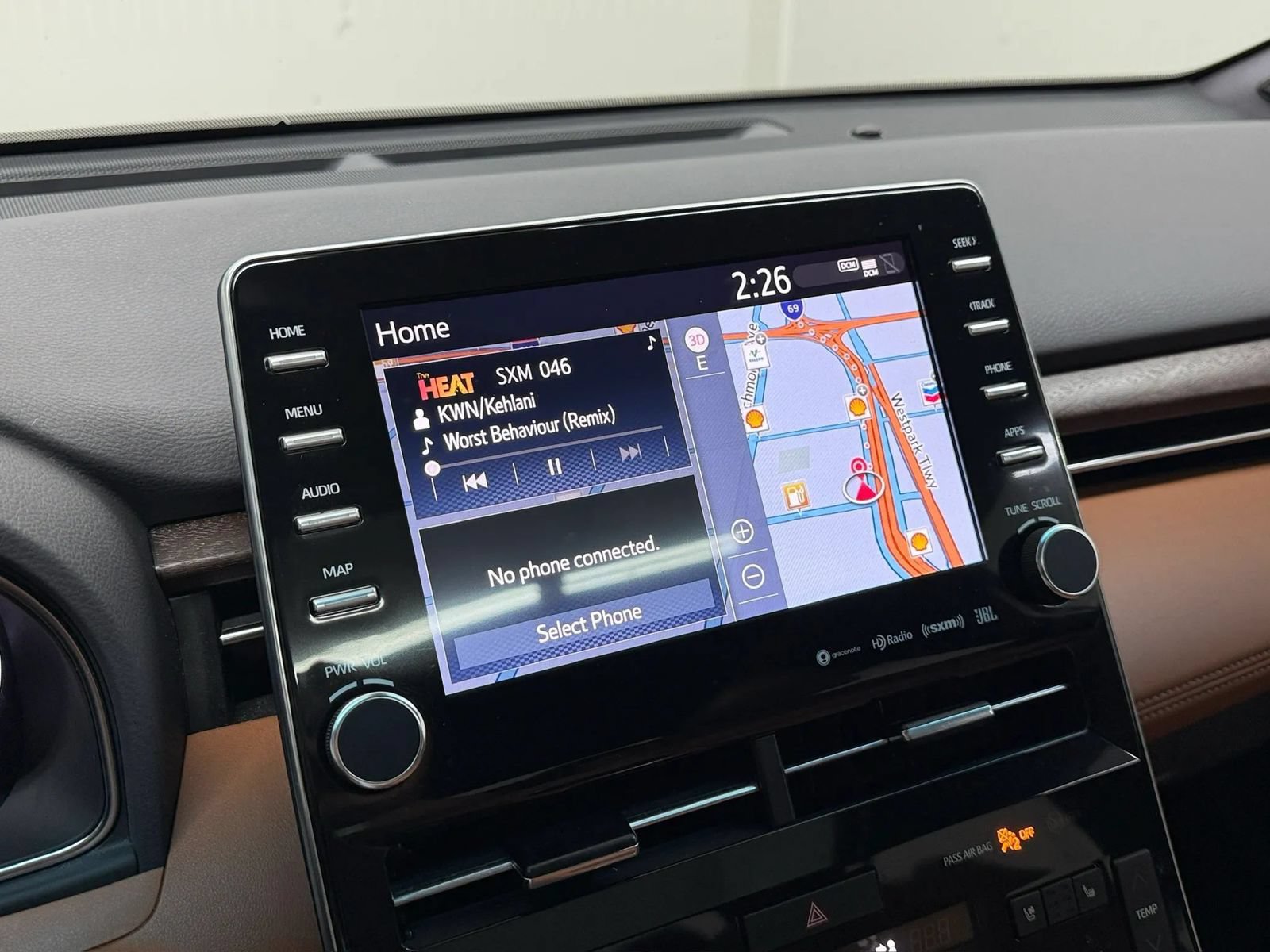 Used 2022 Toyota Avalon Limited w/ Advanced Safety Package FWD image 27