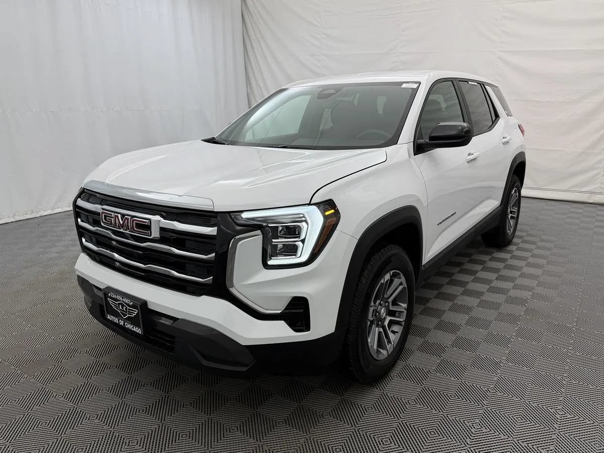 Used 2026 GMC Terrain Elevation FWD image 2