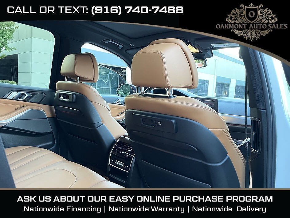Used 2019 BMW X5 xDrive50i w/ M Sport Package AWD/4WD image 22