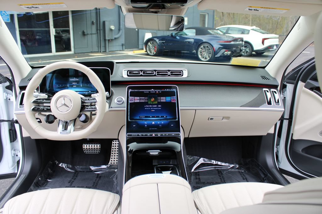 Used 2024 Mercedes-Benz S 63 AMG S image 22