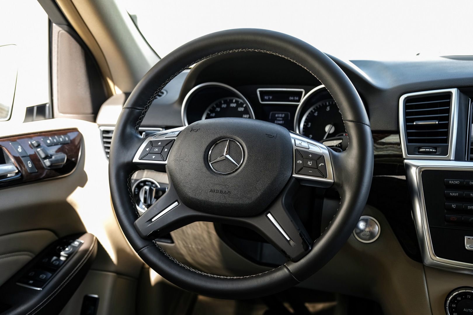 Used 2013 Mercedes-Benz ML 350 2WD image 16