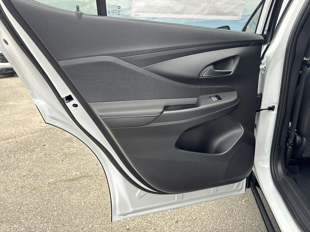 New 2026 Buick Envista Sport Touring w/ Convenience II Package FWD image 23