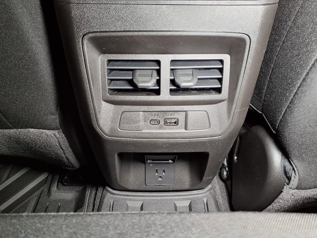 New 2026 GMC Canyon Elevation w/ Convenience Package RWD image 13