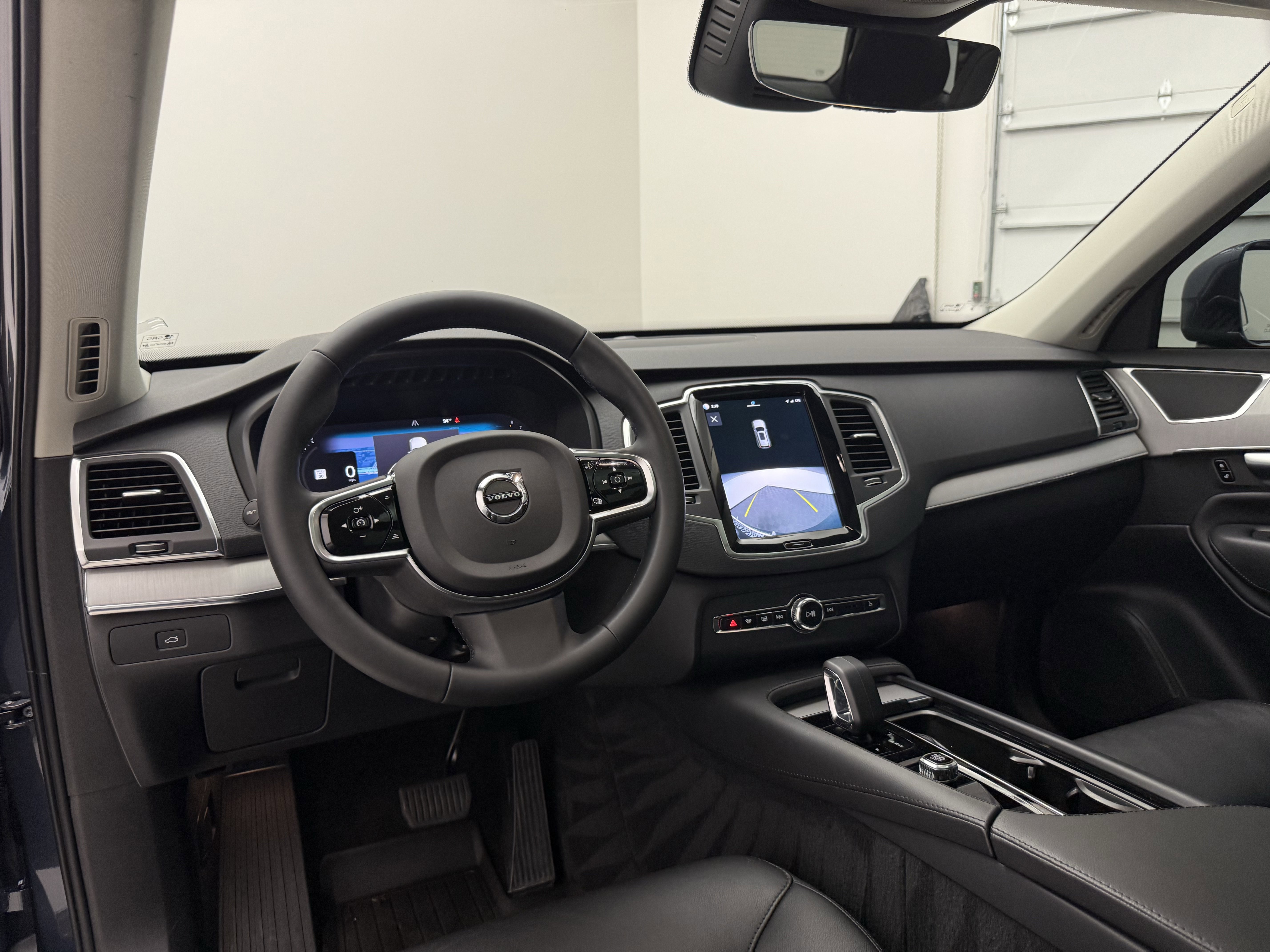 Certified 2023 Volvo XC90 B5 Core w/ Protection Package Premier AWD/4WD image 22