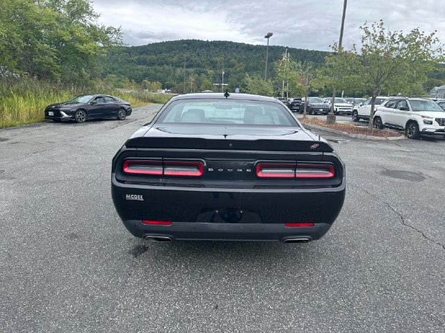 Used 2018 Dodge Challenger GT w/ Driver Convenience Group AWD/4WD image 4
