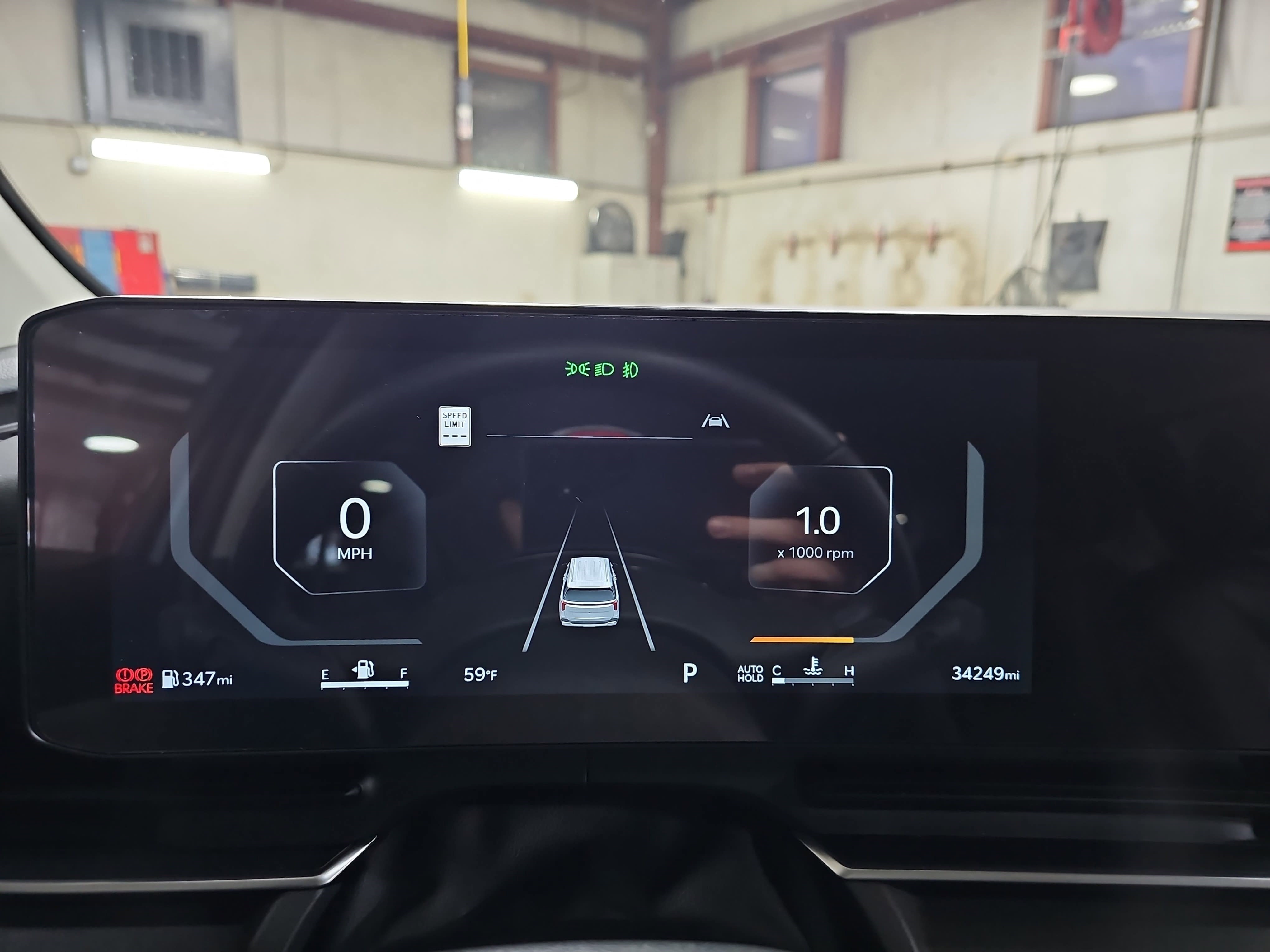 Used 2025 Kia Carnival SX image 21