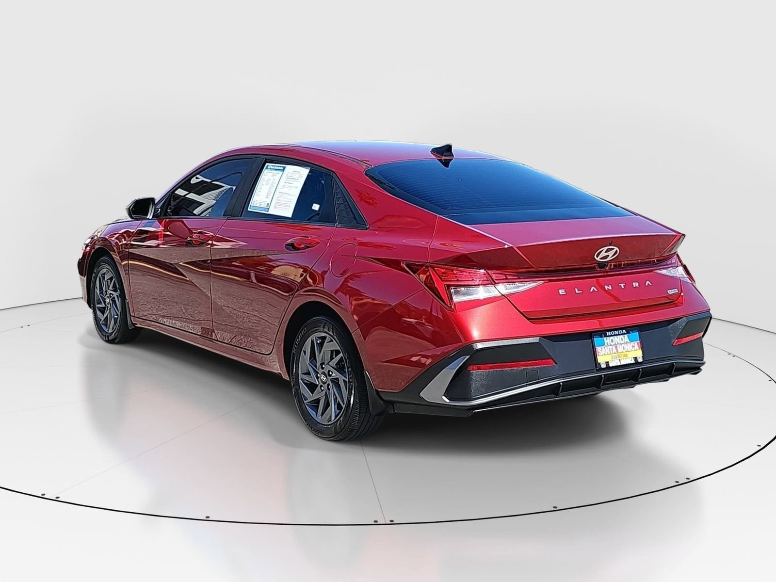 Used 2024 Hyundai Elantra Blue FWD image 7