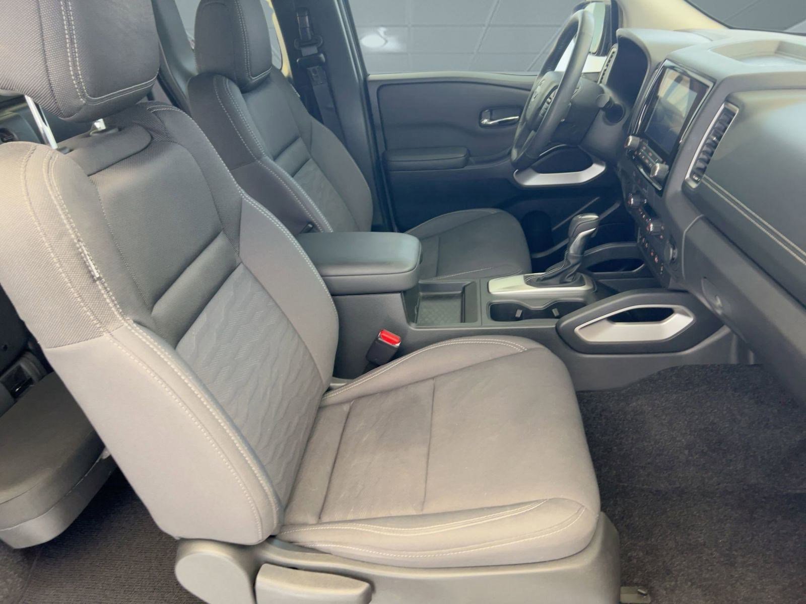 Used 2023 Nissan Frontier SV w/ SV Convenience Package image 25