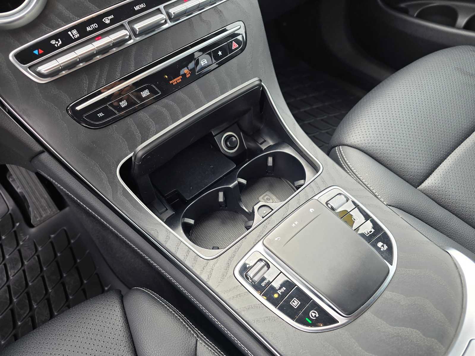 Used 2021 Mercedes-Benz GLC 300 4MATIC image 30